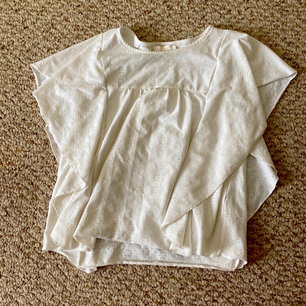 White blouse very pretty for parties